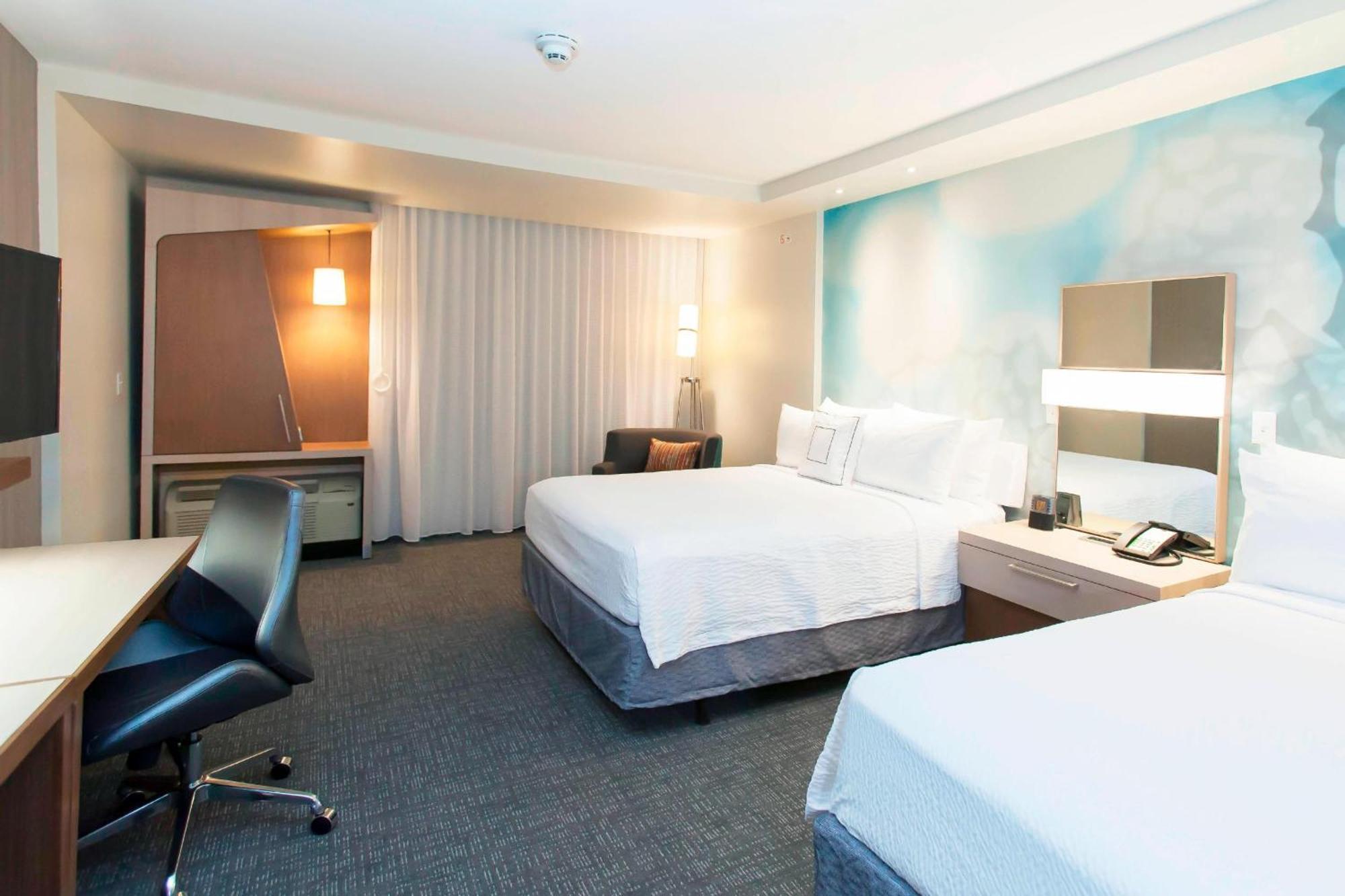 Courtyard By Marriott Houston City Place Spring Εξωτερικό φωτογραφία