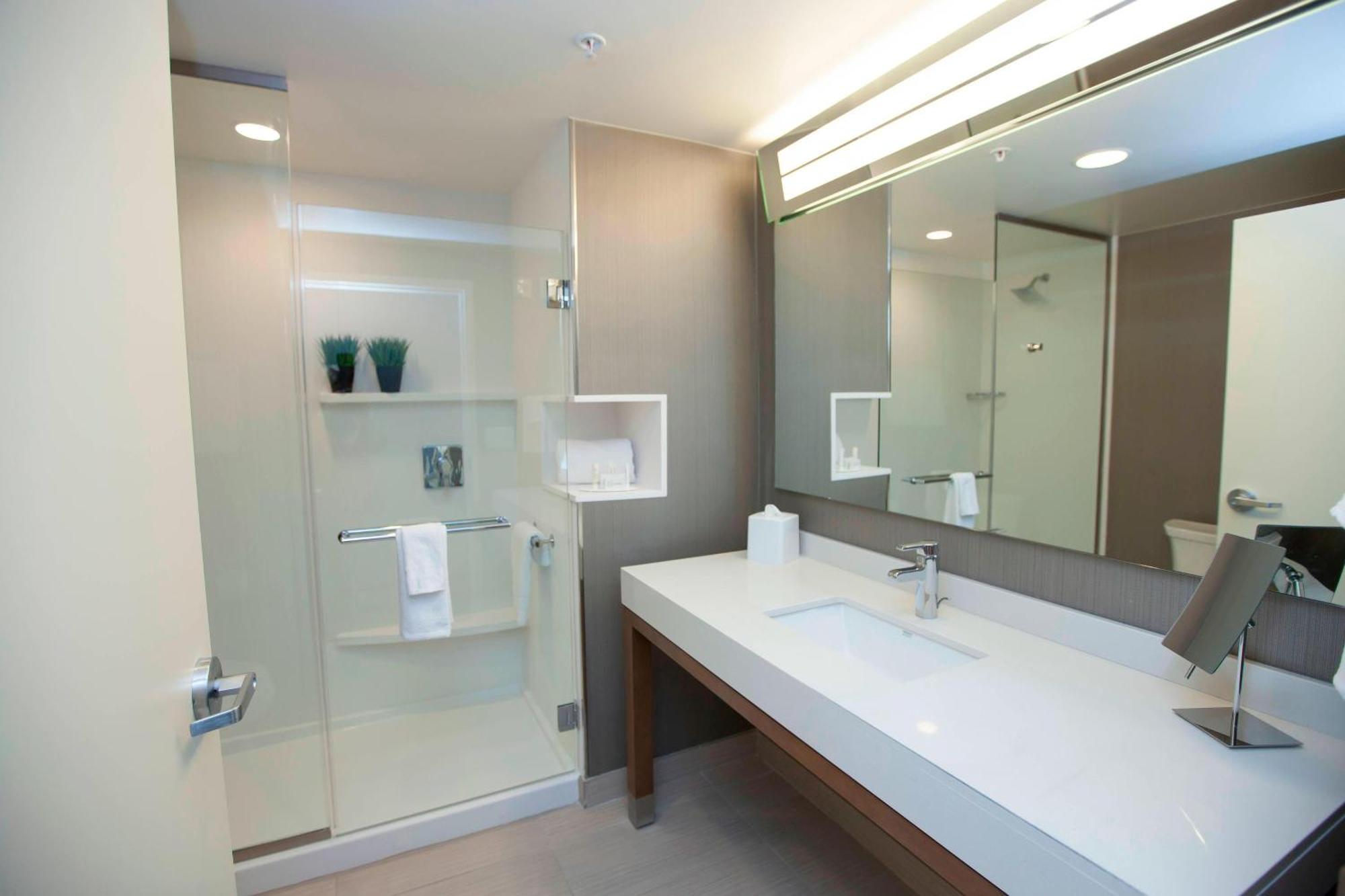 Courtyard By Marriott Houston City Place Spring Εξωτερικό φωτογραφία